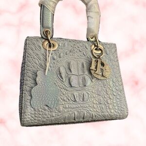 🩷Valentine Special!!🩷
Chic Blue Iridescent Embossed Mini Bag